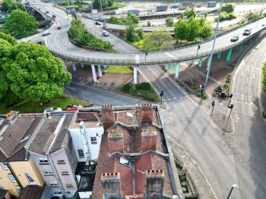 İngiltere 'nin güneybatısındaki Hotwells Central Bristol City' deki binaların havadan görüntüsü. Yüksek Açılı Kamera 27 Mayıs 2024 'te İHA' nın Orta Yükseklikten Kamerası ile yakalandı..