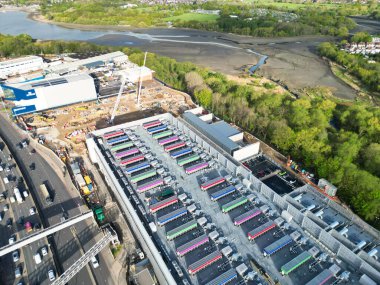 Brent Cross Batı Hendon Londra Şehri, İngiltere Yüksek Açılı Drone 'un Kamera Görüntüsü 17 Nisan 2024' te Orta Yükseklikten çekildi..