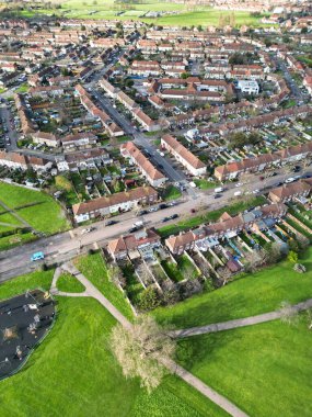 Dagenham City 'nin Yüksek Açılı Manzarası İngiltere' nin Doğu Londra Başkenti Gün Batımında Büyük Britanya. Hava Görüntüleri 2 Mart 2024 'te İHA' nın Kamerasıyla Orta Yükseklikten çekildi..