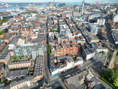 İngiltere 'nin kuzeybatısında İngiliz Liverpool Şehir Merkezi, İngiltere' nin kuzeybatısında deniz kenti Beach ve Okyanus Rıhtımı 'ndaki tarihi ve modern Central Town Center ve Downtown Buildings. 5 Mayıs 2024. 