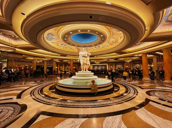 Las Vegas Nevada Mars 2023 Fontaine Avec Sculpture Trois Belles — Photo