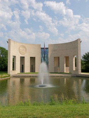 Lawrence, Kansas - 17 Temmuz 2023: Robert J. Dole Kansas Üniversitesi Siyaset Enstitüsü