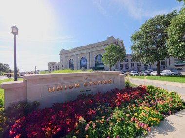 Kansas City, Missouri - 29 Temmuz 2023: KCMO 'daki Özgürlük Anıtı ve Birlik İstasyonu