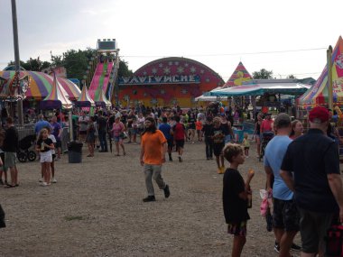 Gardner, Kansas - 3 Ağustos 2023: Johnson County, KS Fuarı ve Karnavalı