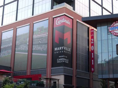 St. Louis, Missouri - 21 Haziran 2023: STL 'deki Cardinals Ballpark Village