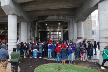 Kansas City, Missouri - 16 Aralık 2023: Trombon Noel 'i Union Station KC' de