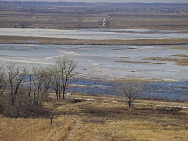 Holt County Missouri 'deki Loess Bluffs Ulusal Yaban Hayatı Sığınağı' nda yapılan bir yürüyüşten bazı görüntüler. Bu yolculukta sayısız yükseklik değişikliği.