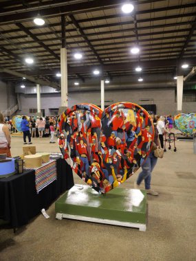 Kansas City Kupa Geçidi Festivali Kansas City, Missouri 'deki Amerikan Kraliyet Binası' nda başladı..