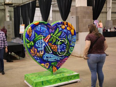 Kansas City Kupa Geçidi Festivali Kansas City, Missouri 'deki Amerikan Kraliyet Binası' nda başladı..