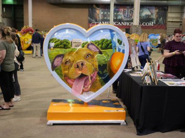 Kansas City Kupa Geçidi Festivali Kansas City, Missouri 'deki Amerikan Kraliyet Binası' nda başladı..