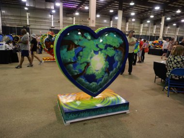 Kansas City Kupa Geçidi Festivali Kansas City, Missouri 'deki Amerikan Kraliyet Binası' nda başladı..