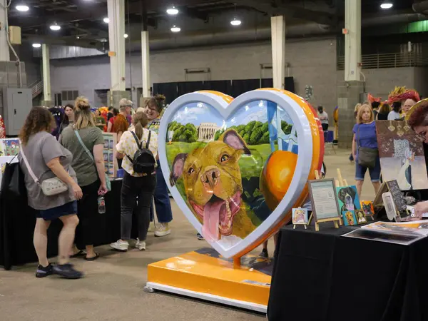 stock image The Kansas City Parade of Hearts Festival Kick Off at the American Royal Building in Kansas City, Missouri.