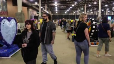 Kansas City Kupa Geçidi Festivali Kansas City, Missouri 'deki Amerikan Kraliyet Binası' nda başladı..
