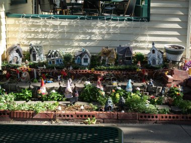 Wamego, Kansas - 8 Ağustos 2024: OZ Müzesi KS tabanlı Klasik Bir Filme Bağlı Bir Şehir