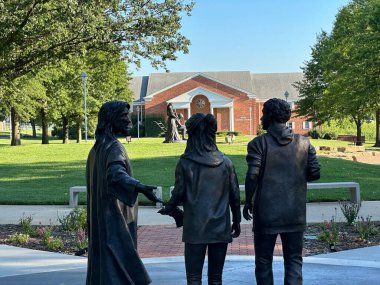 Olathe, Kansas - 2 Ağustos 2024: Olathe, KS 'deki Orta Amerika Nazarene Üniversitesi' nde güzel bir kampüs