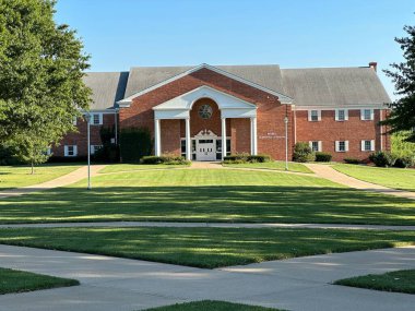 Olathe, Kansas - 2 Ağustos 2024: Olathe, KS 'deki Orta Amerika Nazarene Üniversitesi' nde güzel bir kampüs