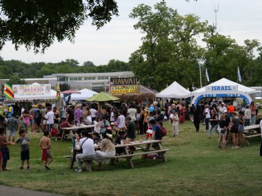 Kansas City, Missouri - 18 Ağustos 2024: Swope Park 'ta KC Etnik Zenginleştirme Festivali