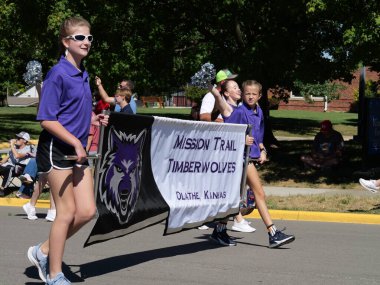 Olathe, Kansas - September 7, 2024: Johnson County Old Settlers Parade - Largest Parade in Kansas clipart