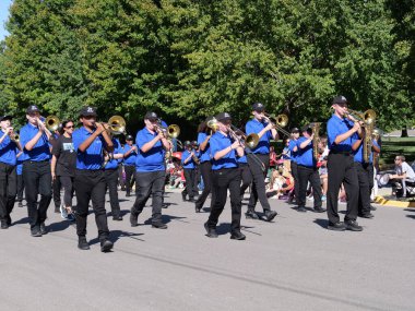 Olathe, Kansas - 7 Eylül 2024: Johnson County Eski Yerleşimciler Geçidi - Kansas 'taki En Büyük Geçit Töreni