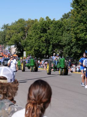 Olathe, Kansas - 7 Eylül 2024: Johnson County Eski Yerleşimciler Geçidi - Kansas 'taki En Büyük Geçit Töreni