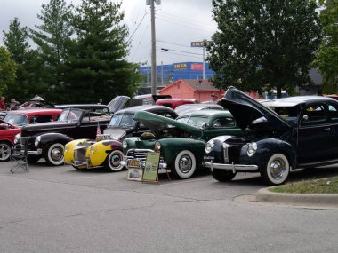 Merriam, Kansas - 14 Eylül 2024: Turkey Creek Araba ve Motosiklet Fuarı