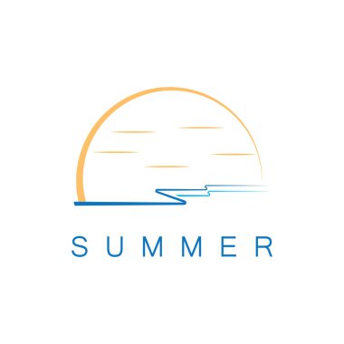 Palmiye ağacı ve günbatımı logosu olan yaz plajı.