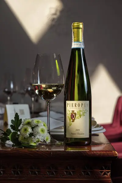 Wine Bottle Glass Restaurant Background — Stockfoto