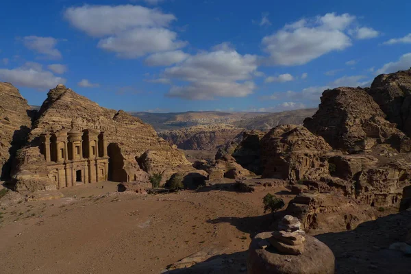 Las Ruinas Antigua Ciudad Petra Jordania Con Valle Vista — Foto de Stock