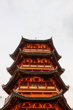 Pagoda, Çin Mahallesi PIK Pantjoran, Pantai Indah Kapuk 'un ortasındadır. Cakarta 'nın kuzeyindeki Çin bölgesinde yeni bir dönüm noktasıdır..