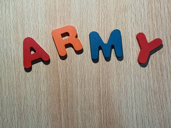 Foto Alfabeto Uma Mesa Madeira Que Diz Army Exército Fandom — Fotografia de Stock