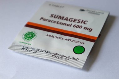 Jakarta, Indonesia in December 2022. Isolated white photo of SUMAGESIC TABLET, which is a drug containing 600 mg of Paracetamol. This drug can be used to relieve pain from headaches, toothaches, and reduce fever.