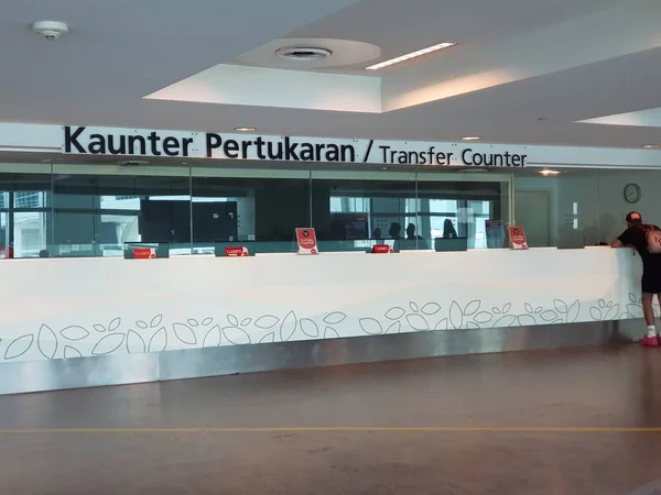 Kuala Lumpur Malaisie Mai 2023 Comptoir Transfert Aéroport Klia Terminal — Photo