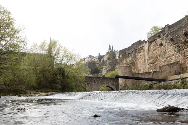 Grund, Lüksemburg 'un aşağısında. Yüksek kalite fotoğraf