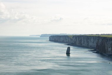 Etretat 'ın Panorama Kayalıkları, Yukarı Normandiya, Fransa. La Manche Boğazı. Yüksek kalite fotoğraf