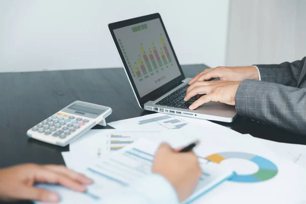 Samenwerking Business Team Bespreken Werken Analyseren Met Financiële Gegevens Marketing — Stockfoto