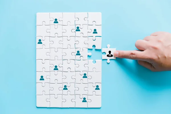 Personalmanagement Und Rekrutierungsgeschäft Bilden Ein Teamkonzept Bild Von Tangram Puzzlebausteinen — Stockfoto