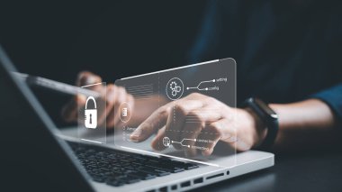 Siber güvenlik konsepti, kullanıcı gizliliği güvenliği ve şifreleme, güvenli internet erişimi gelecek teknolojisi ve sibernetik, ekran kilidi. Simge ve internet ağ güvenlik teknolojisini kilitle.