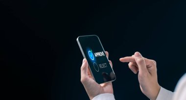 Ticarette kalite garantisi, teknoloji güvence süreci yoluyla onaylanmalı, sertifika endüstri standartlarına karşı ayrıntılı bir belge kontrolü yapıldıktan sonra verilmeli. Onay, garanti, kalite.