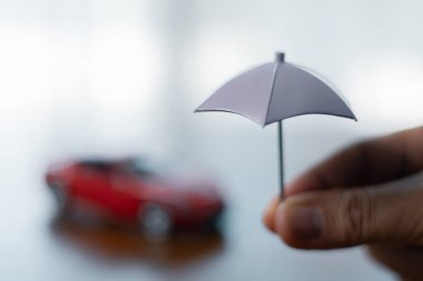 Sigorta, arabanız ve mülkünüz için güvenilir araç ve otomobil finans hizmetleri yoluyla güvenlik ve koruma garantisi ve güvence sağlıyor. güvenlik, hizmet, araç, araba.