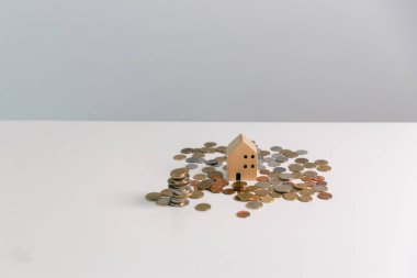 İş konsepti büyümesi stratejik mali yönetim, para yatırımı, yatırım bankası, emlak, ekonomik kalkınma, ev-araba eğitimi, gelir yığını, yatırım ekonomisi...