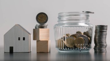 Ticari konsept stratejik mali yönetim para tasarrufu bankanın emlak tasarrufu ekonomik kredi geliştirme büyüme muhasebe satın alma yatırım yatırım ekonomisi teşvik eder