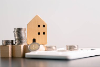 Ticari konsept stratejik mali yönetim para tasarrufu bankanın emlak tasarrufu ekonomik kredi geliştirme büyüme muhasebe satın alma yatırım yatırım ekonomisi teşvik eder