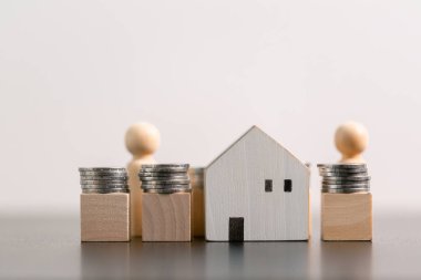 Ticari konsept stratejik mali yönetim para tasarrufu bankanın emlak tasarrufu ekonomik kredi geliştirme büyüme muhasebe satın alma yatırım yatırım ekonomisi teşvik eder