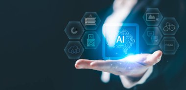 Yapay zeka ekosistem konsepti, bulut hesaplama veri işlemeyi, makine öğrenmesini, otomasyonu, siber güvenliği sembolize eden dijital beyin bağlantılı ikonları gösteriyor. ticari dijital teknoloji.