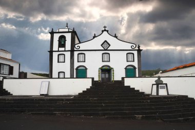 Katolik Kilisesi Igreja de Sao Joao Baptista, Portekiz 'in Pico adasındaki Sao Joao köyünde..