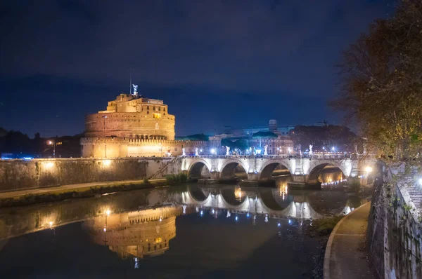 Widok Nocny Katedrę Piotra Zamek Anioła Rzymie — Zdjęcie stockowe