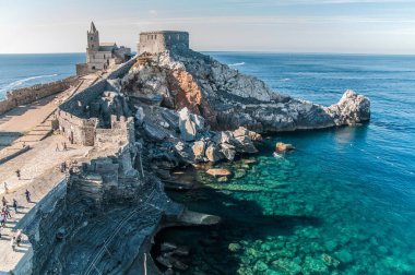 San Pietro Kilisesi 'nin güzel manzarası.