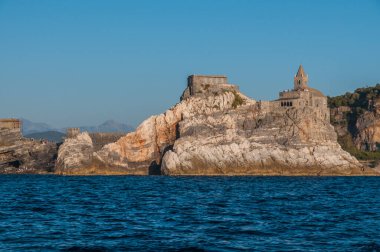 San Pietro Kilisesi 'nin güzel manzarası.