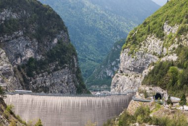 dam under the valley