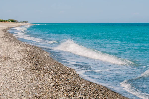 Akdeniz plajı, sahil ve kıyı, blu su,